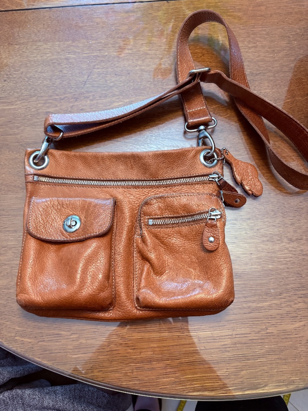 Roots leather Villager crossbody